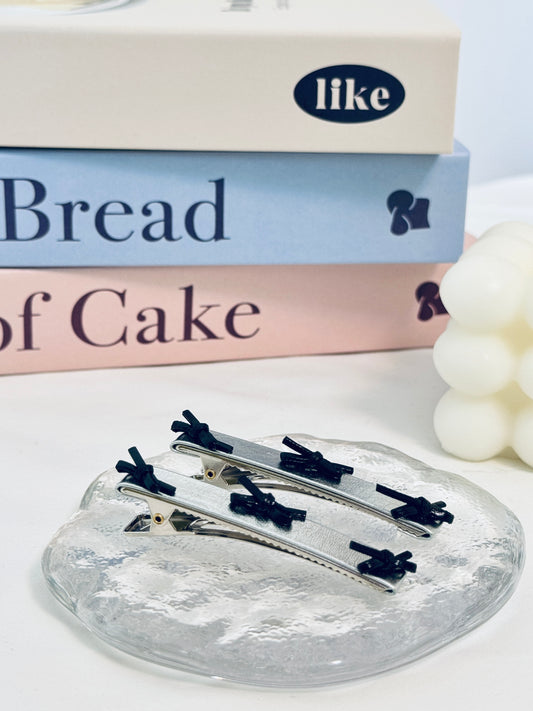Petite ribbon clip set in minimalist style — Korean hair accessories by Cosa Cosa Bulgaria