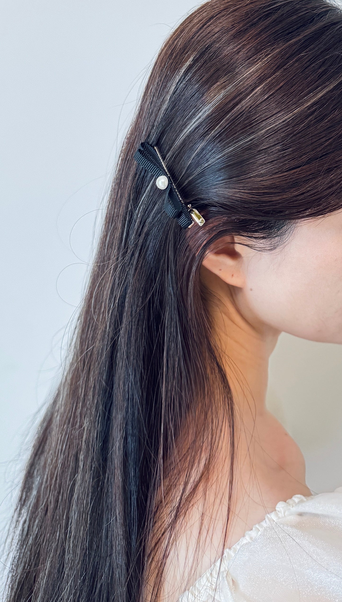 Pearl Bow Hair Clip Set