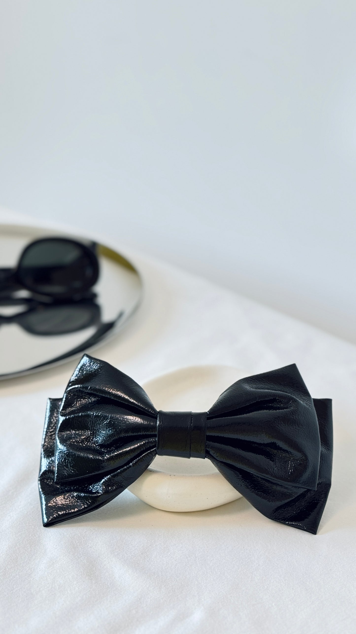 Glossy Ribbon Clip