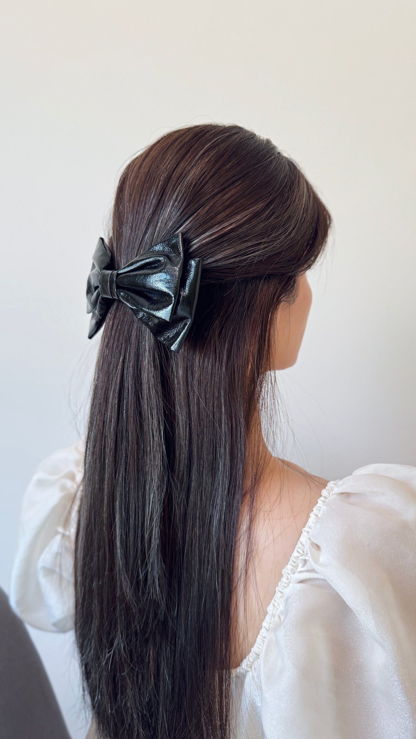Glossy Ribbon Clip