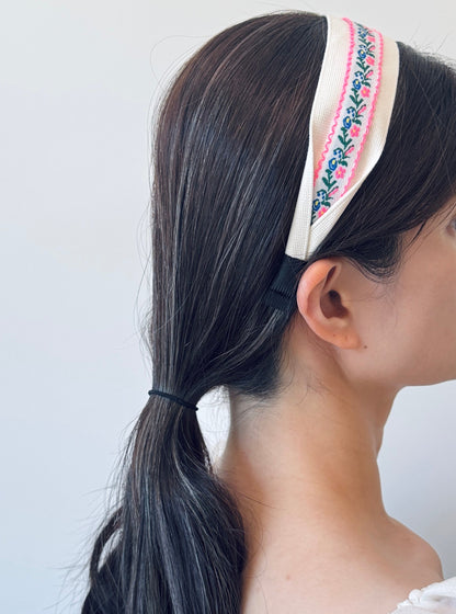 Embroidered floral headband pink — Korean style