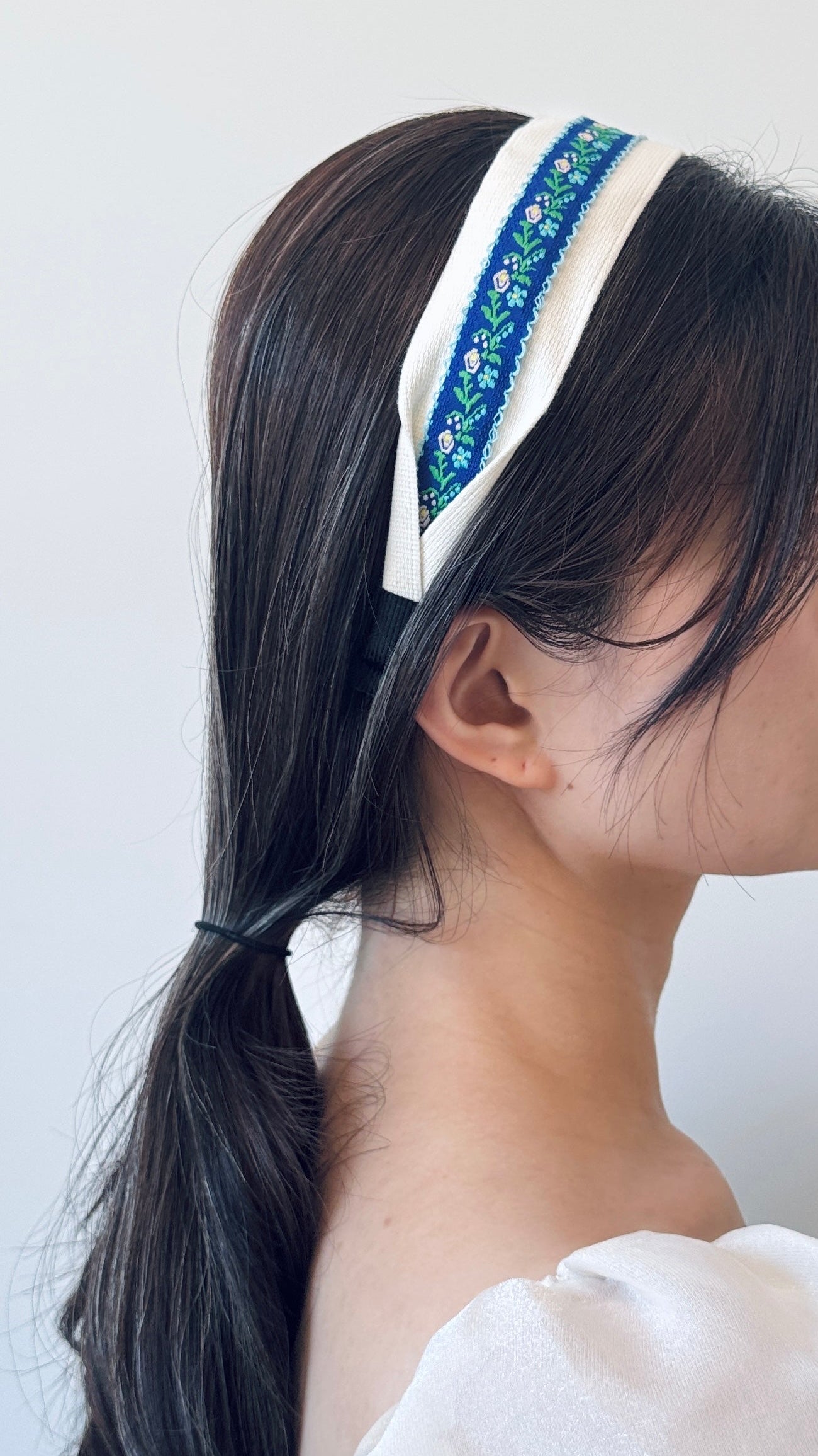 Embroidered Floral Headband