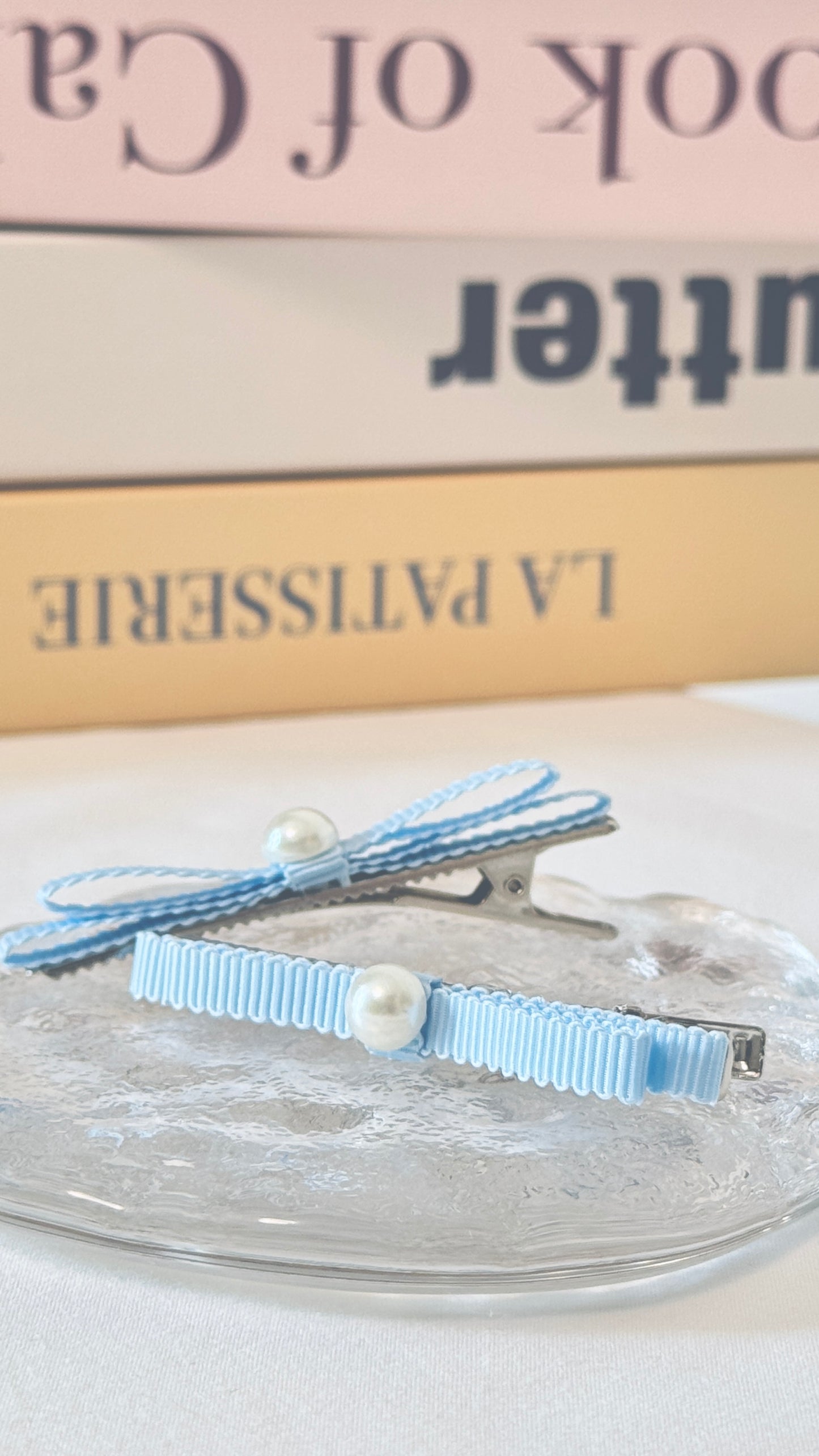 Pearl Bow Hair Clip Set