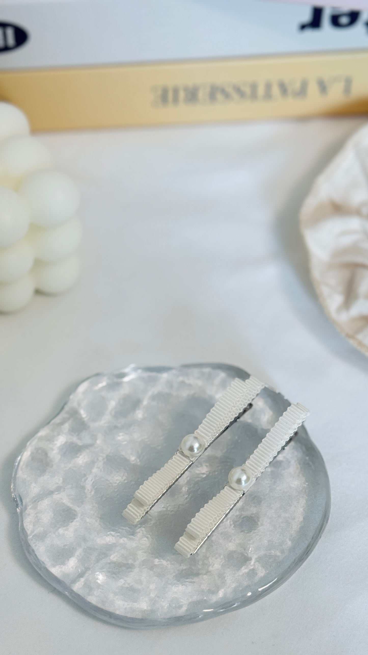 Pearl Bow Hair Clip Set