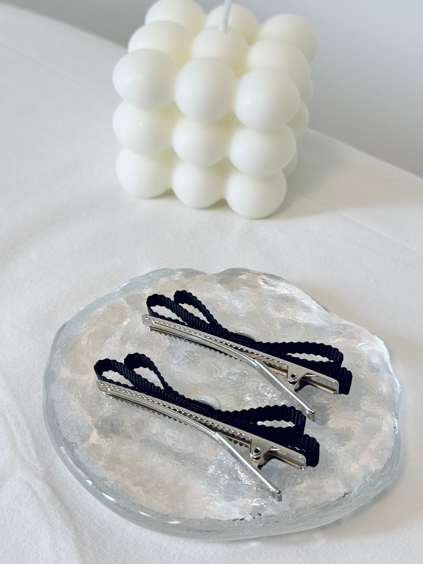 Pearl Bow Hair Clip Set