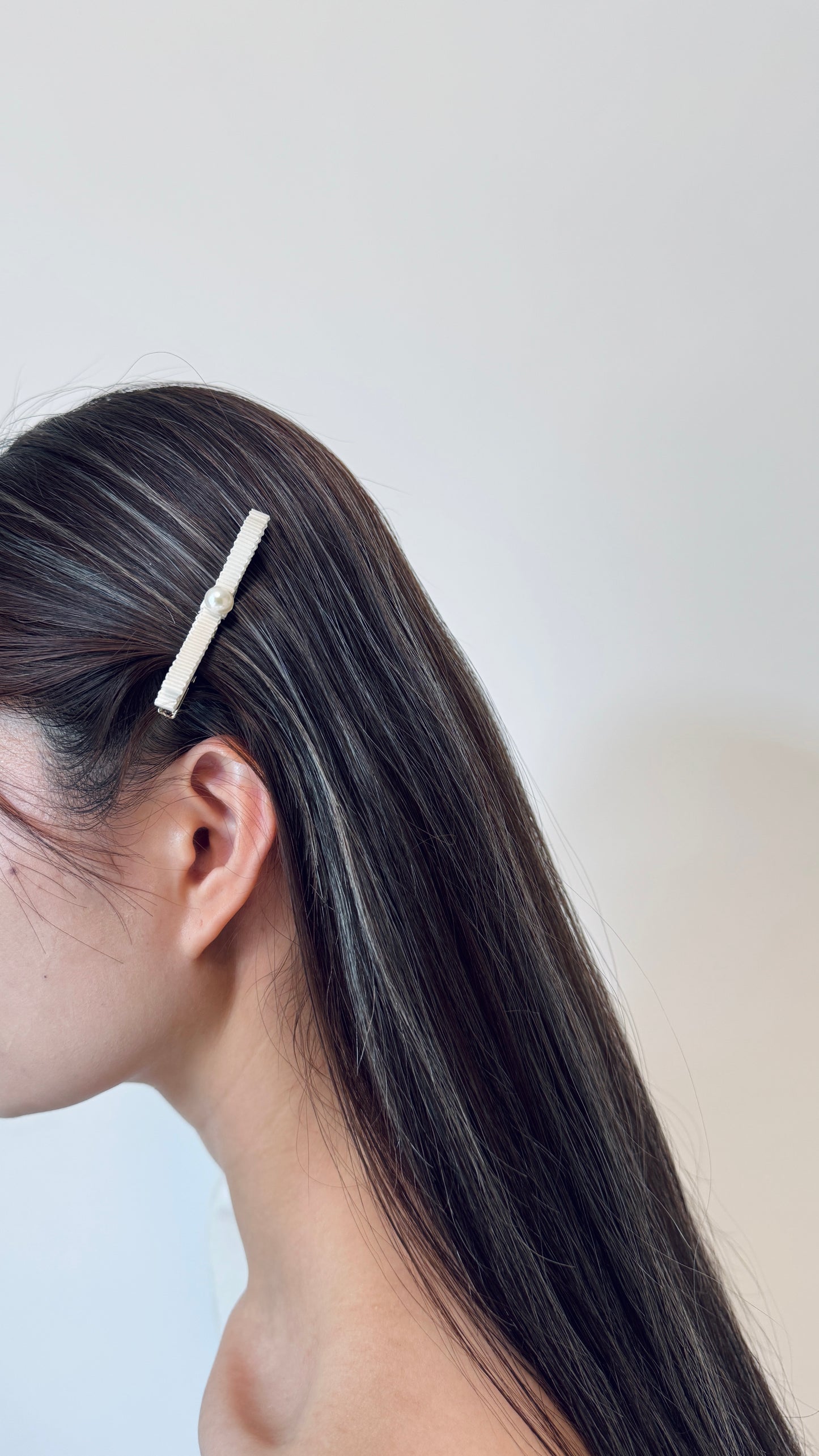 Pearl Bow Hair Clip Set