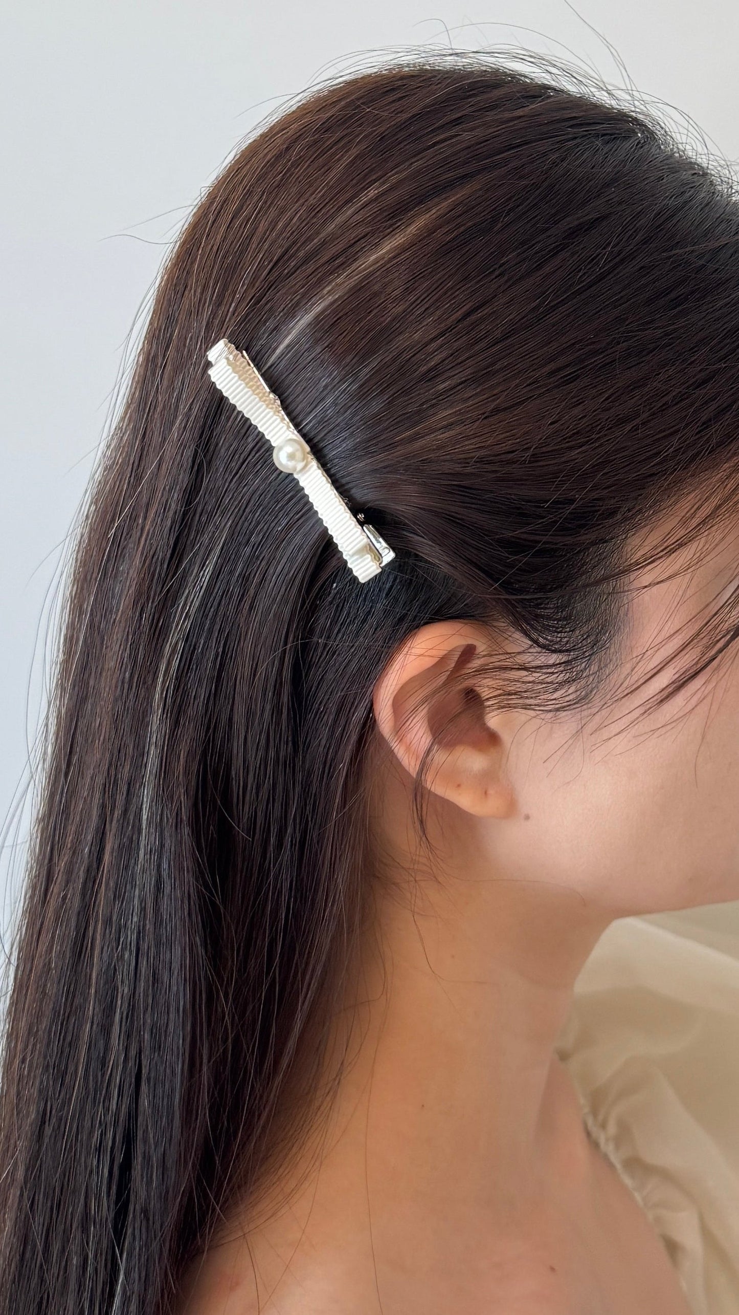 Pearl Bow Hair Clip Set